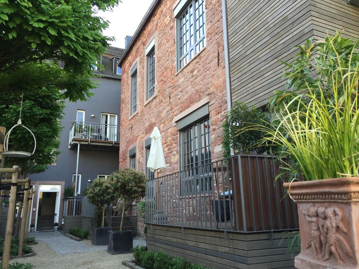 Exklusive Designferienwohnung The Backyard Tby 02 * Trier